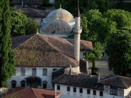 Организация крымских татар попросит ВС признать незаконной передачу Крыма У ...