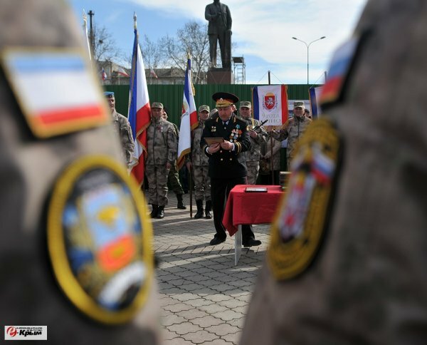 В Симферополе отметили годовщину создания Народного ополчения