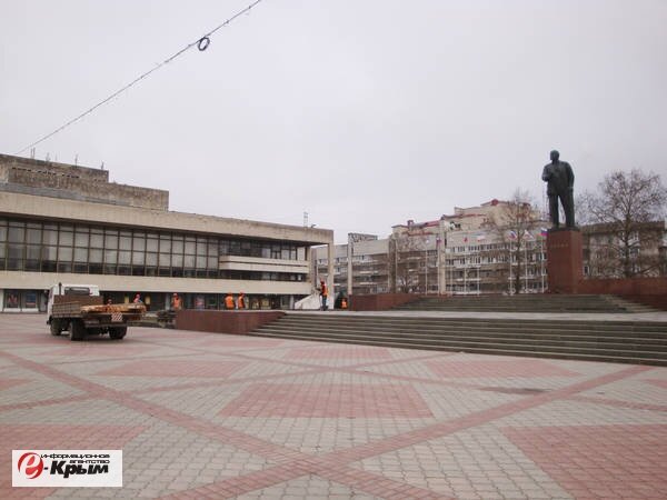 В Симферополе началась реконструкция главной площади